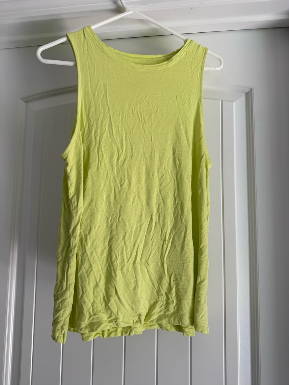 Women’s Sleeveless Tank Top - Lime Green